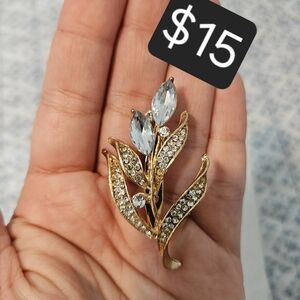Elegant Gold and Silver Leaf Brooch